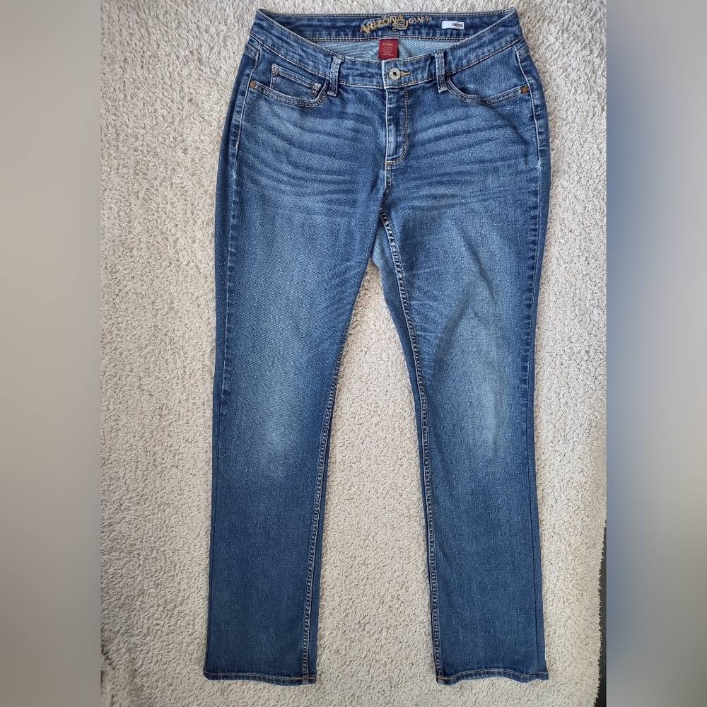 10/11 Arizona Curvy MidRise Stretch Jeans